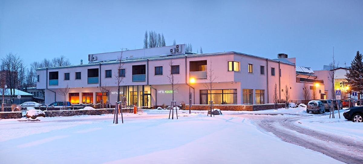 Wellness Hotel ABÁCIE Nový Jičín Exterior foto